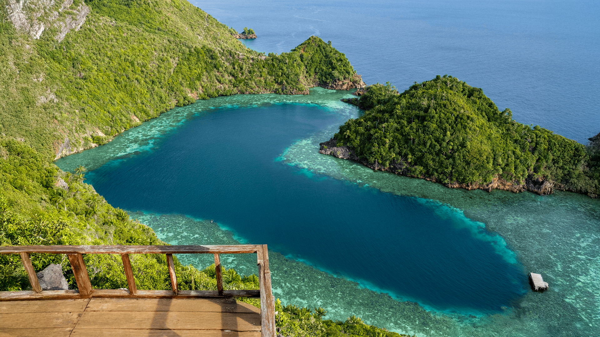 Dune Aurora Liveaboard in Raja Ampat