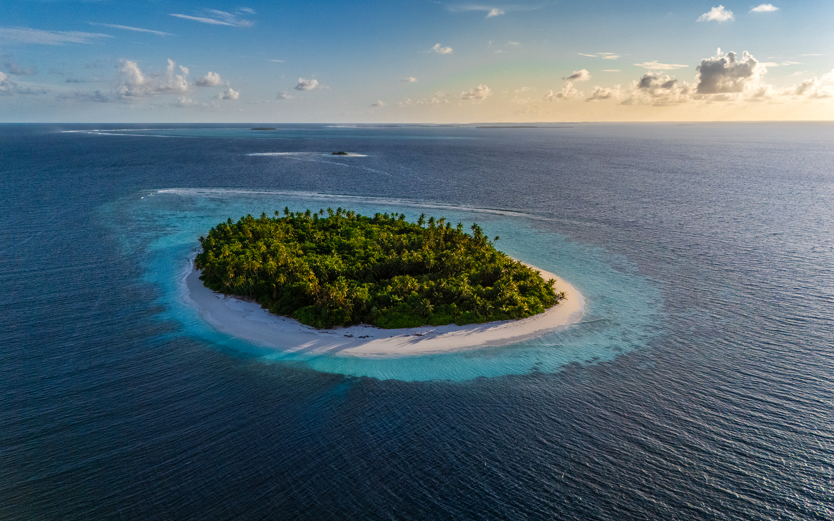 Maldives Private Charter Luxury Yacht