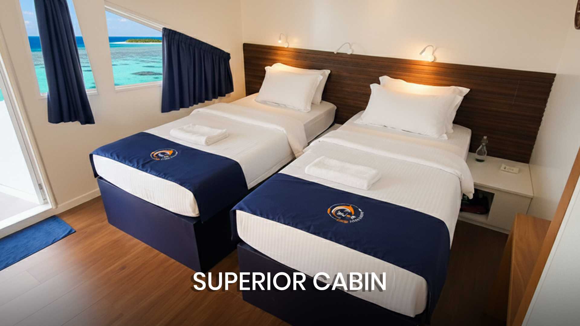 SUPERIOR CABIN BLACK MANTA