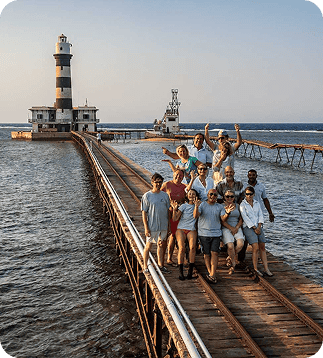 People enjoying Egypt Liveaboard with Dune