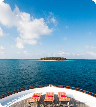 Beautiful view on Maldives Liveaboard with Dune