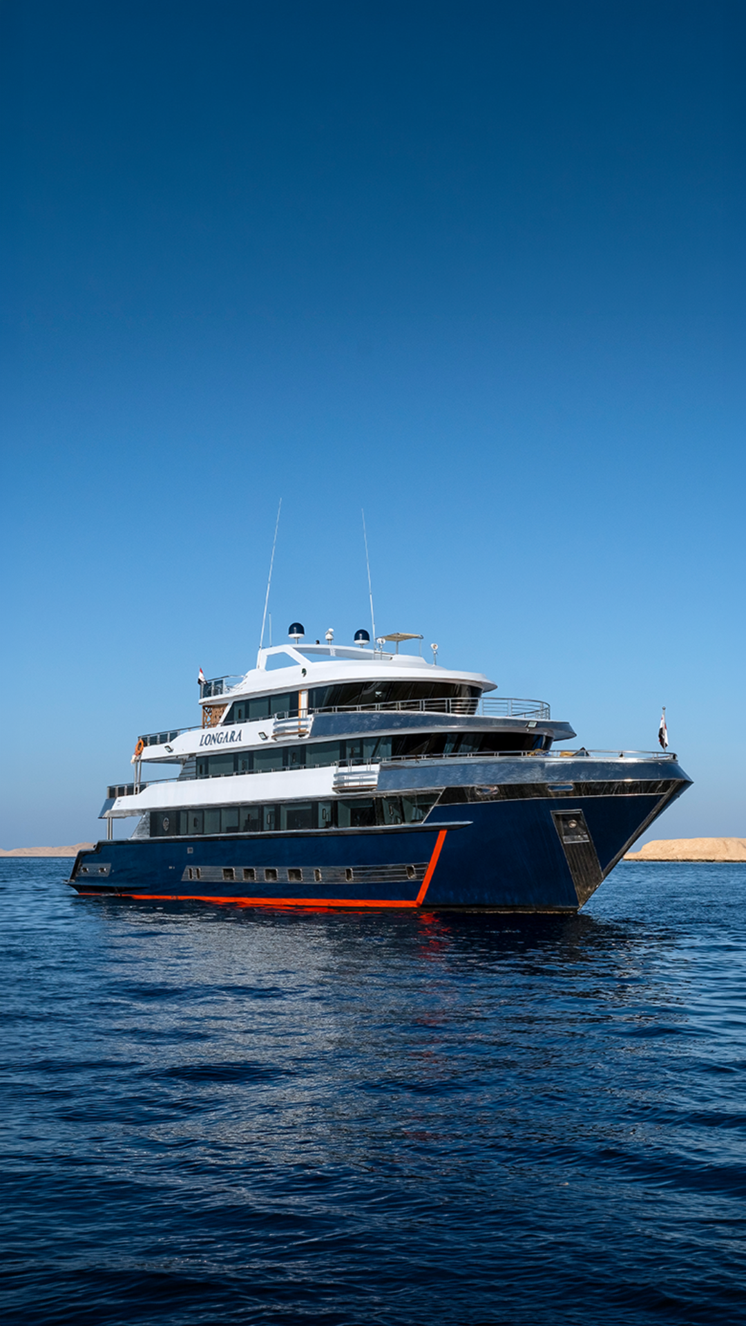 Dune Longara Liveaboard