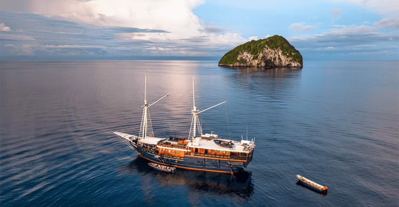 The Historical Heritage of Banda Sea for Liveaboard Diving Destination
