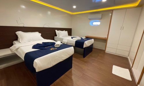 Standard Lower Deck Black Manta Liveaboard (2)